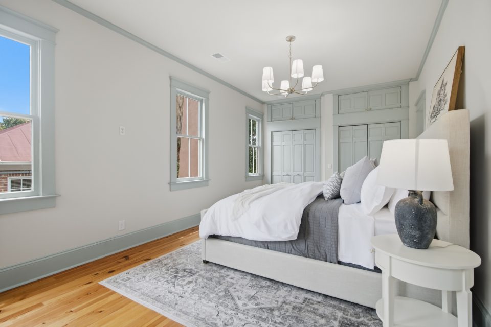 Butler’s pantry and service spaces at 173 Tradd Street