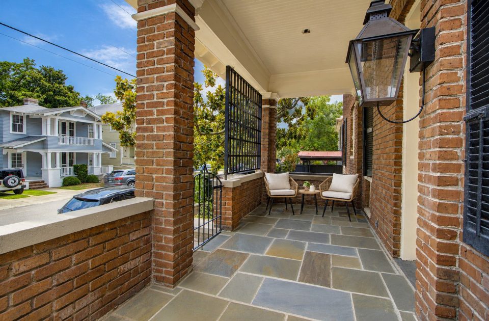 Private suite at 173 Tradd Street